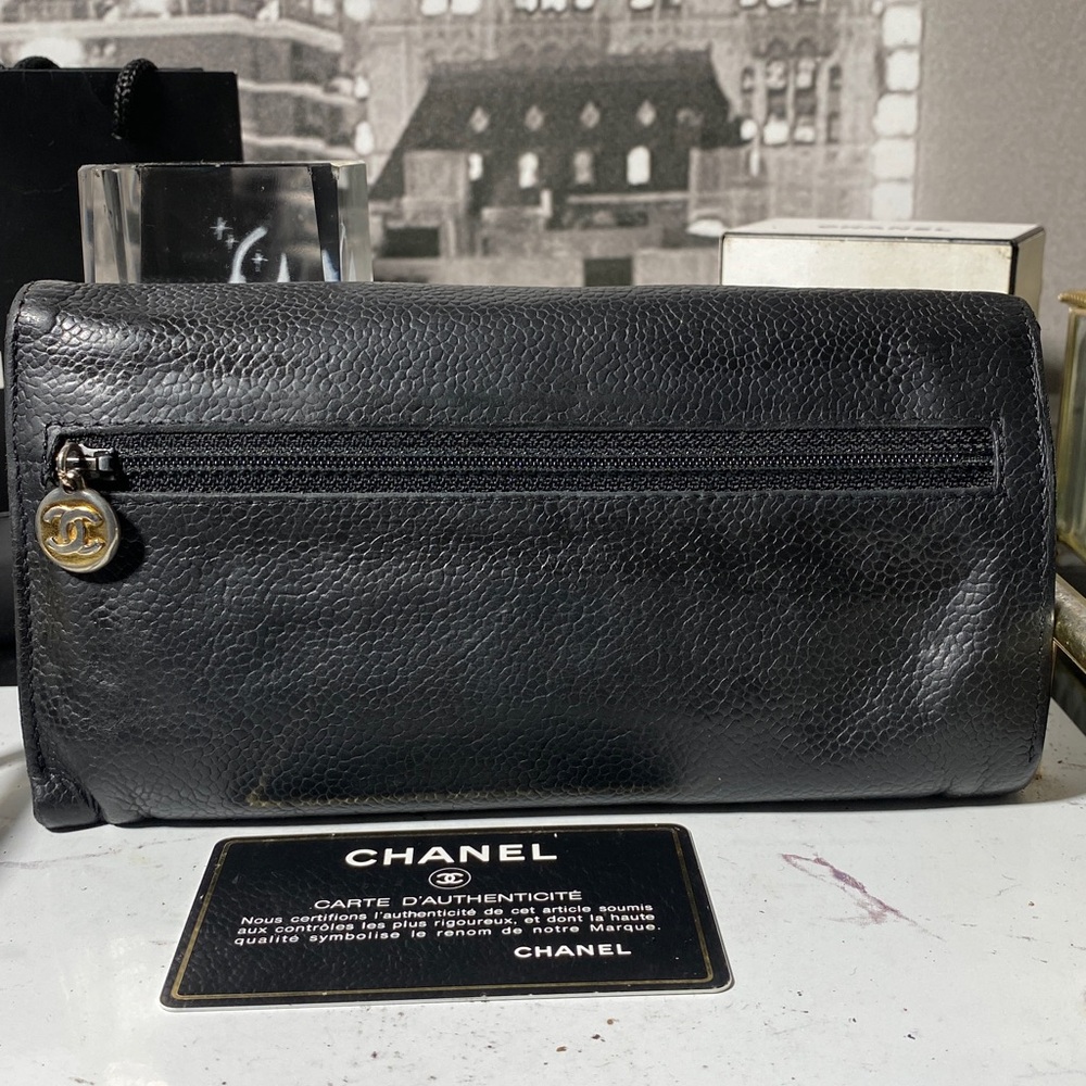 Authentic CHANEL Timeless CC Logo Caviar Leather Purse Wallet - Picture 6 of 17